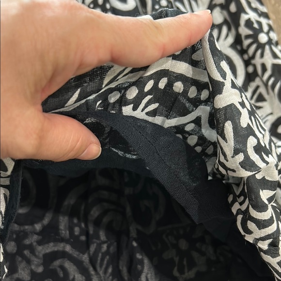 NWOT - STUDIO WEST 100% Cotton Tiered Black and White Skirt - Picture 3 of 5